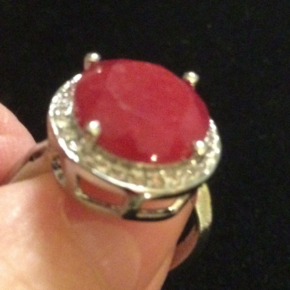 Exquisite Genuine Ruby Ring - Picture 7 of 8